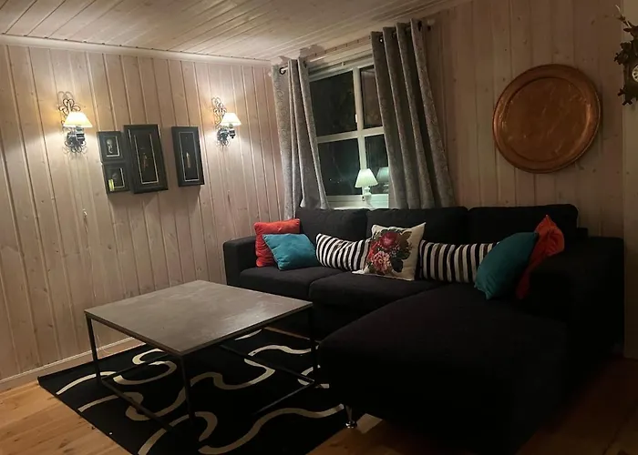 Romslig Hus Naer Varangerfjorden Semesterbostad Jakobselv