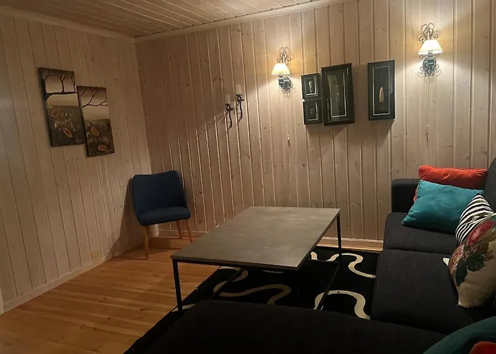 Nyaraló Koselig Hjem I Vestre