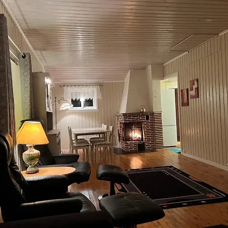 Romslig Hus Naer Varangerfjorden Nyaraló Jakobselv